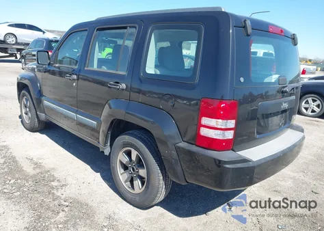 2008 Jeep Liberty Sport z USA, uszkodzony, nr VIN 1J8GP28K28W153041